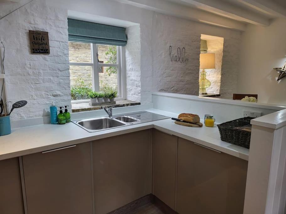 Host & Stay - Clara Cottage Bretforton Exteriör bild