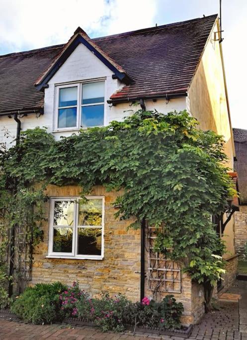Host & Stay - Clara Cottage Bretforton Exteriör bild